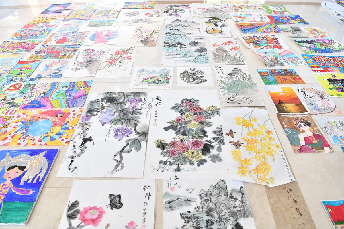 民族團(tuán)結(jié)主題文藝作品大集合來這個(gè)評(píng)審現(xiàn)場先睹為快